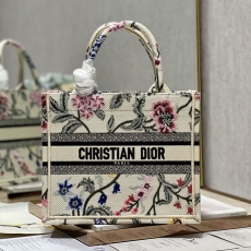 Christian Dior Shopping Bags